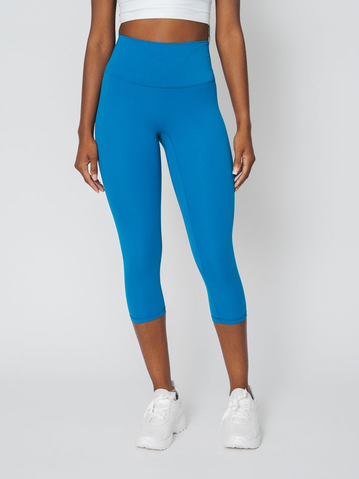 Sculpt Seam Free Capri-19"
