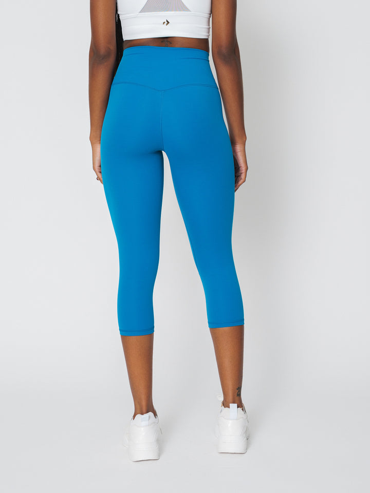 Sculpt Seam Free Capri-19"